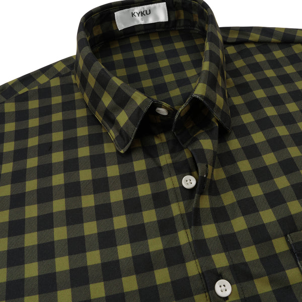 
Men's Polo Shirt in a Breathable Fabric Ideal for Summer
                