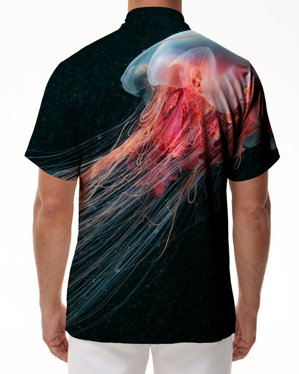 
Exquisite watercolor art jellyfish men's Hawaiian shirt short sleeve button casual shirt suitable for seaside beach
                