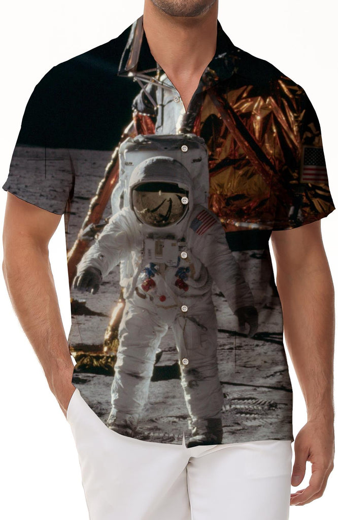 Outer Space Astronaut Mens Cuban Collar Shirt Casual Button Down Shirts Short Sleeve for Vacation Beach