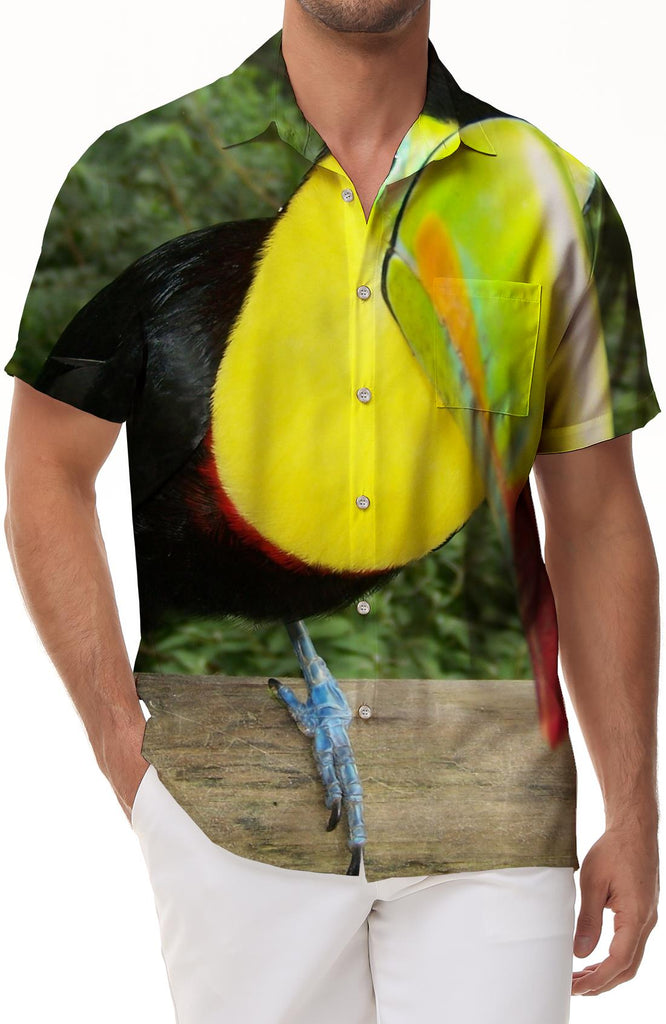 Toucan on a branch short sleeve button down casual shirt with pockets Hawaiian button pockets lapel casual mens loose everyday street fishing